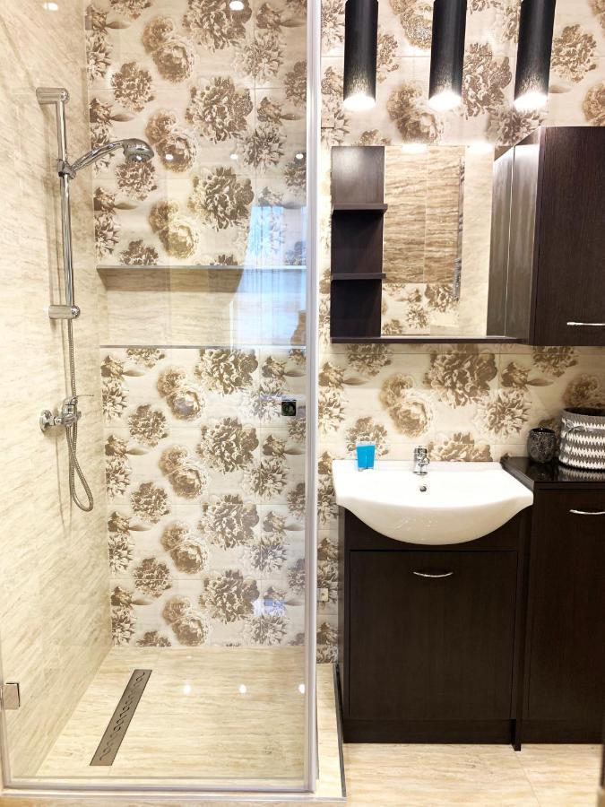 Grochowska 289 By Homeprime Warsawa Bagian luar foto